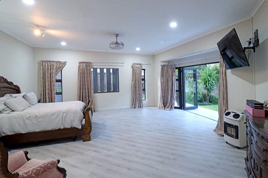 4 Bedroom Property for Sale in Bryanston Gauteng