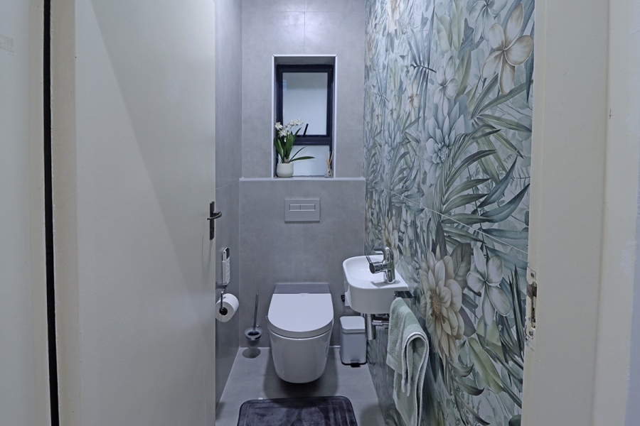 4 Bedroom Property for Sale in Bryanston Gauteng