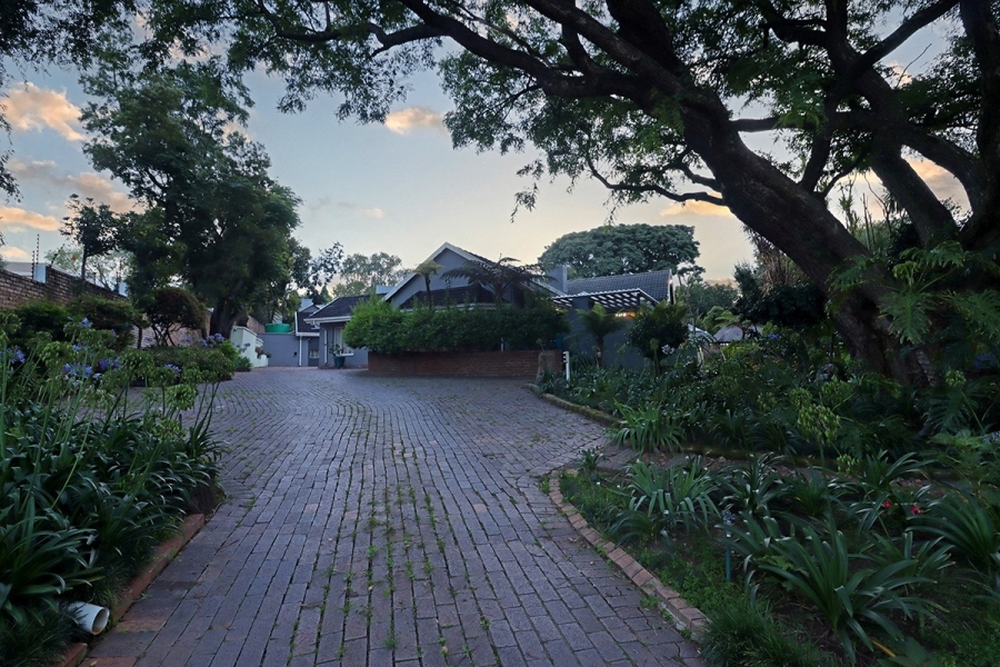 4 Bedroom Property for Sale in Bryanston Gauteng