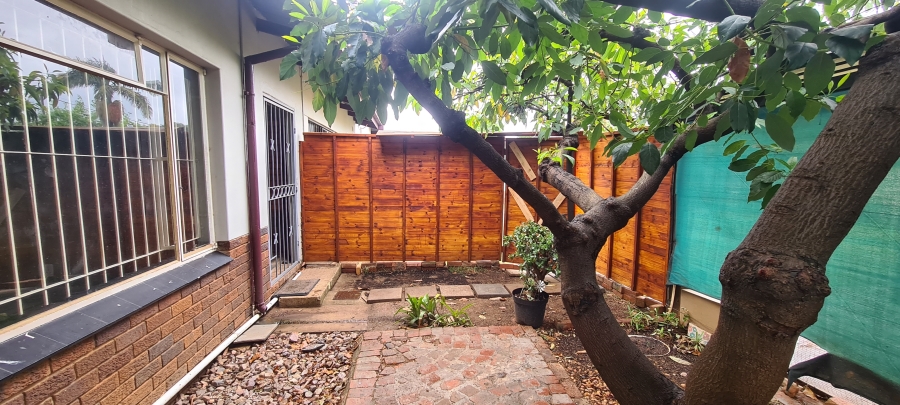 1 Bedroom Property for Sale in Moregloed Gauteng