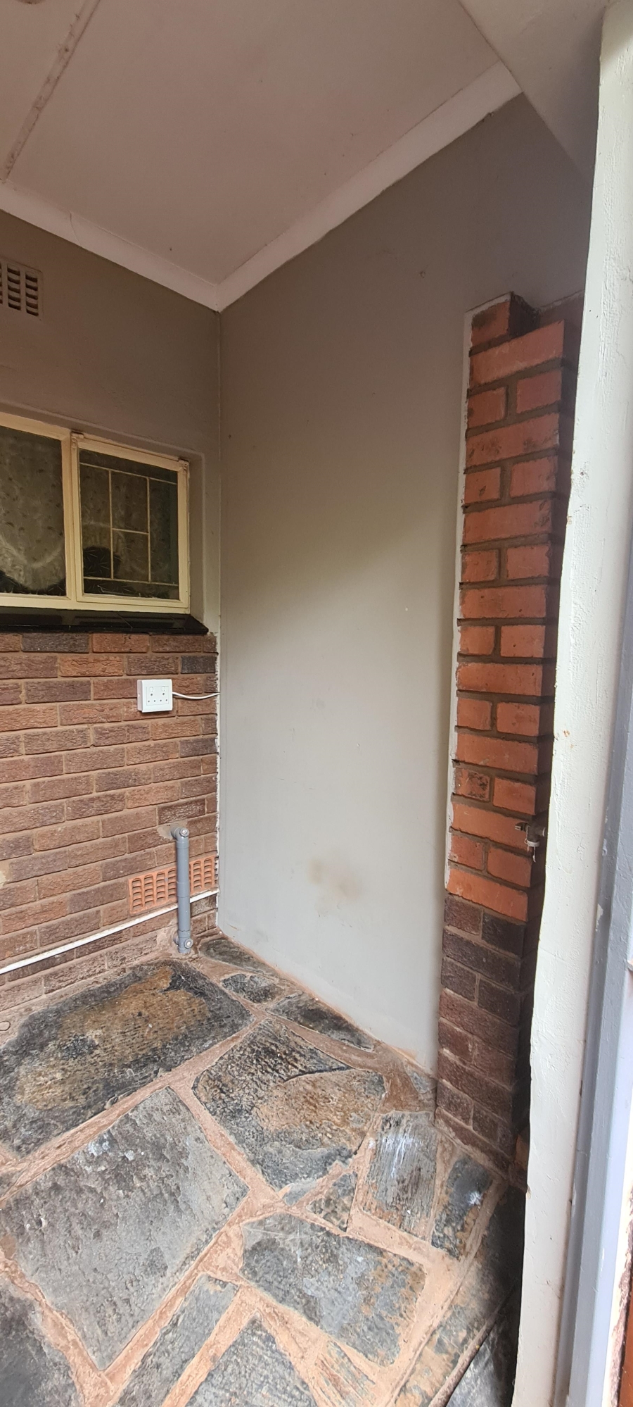 1 Bedroom Property for Sale in Moregloed Gauteng