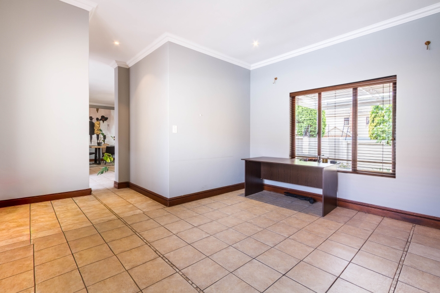 3 Bedroom Property for Sale in Six Fountains Residential Estate Gauteng