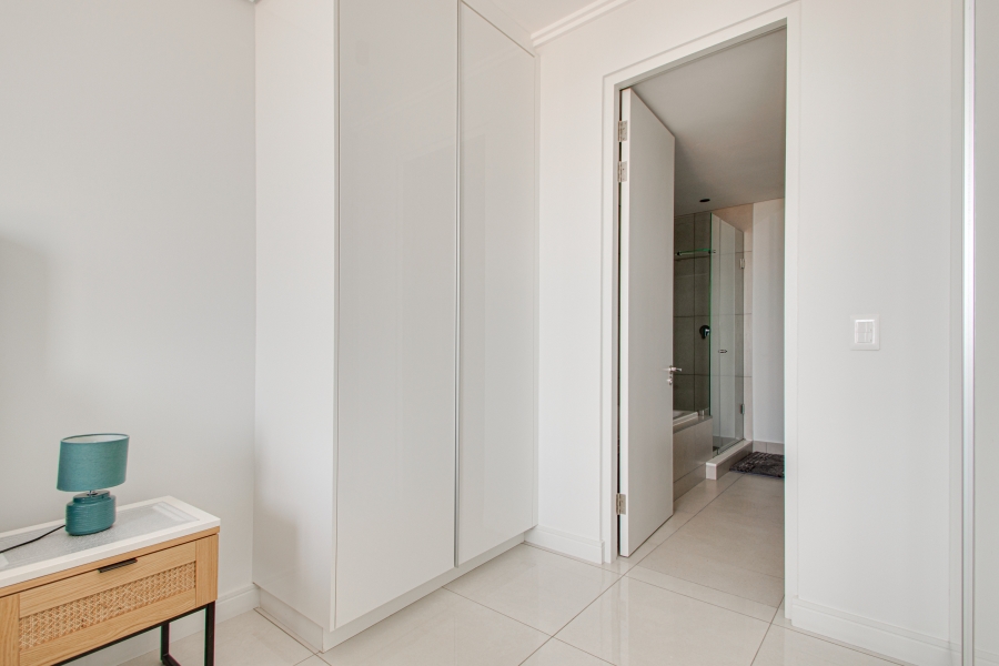 2 Bedroom Property for Sale in Waterfall Gauteng