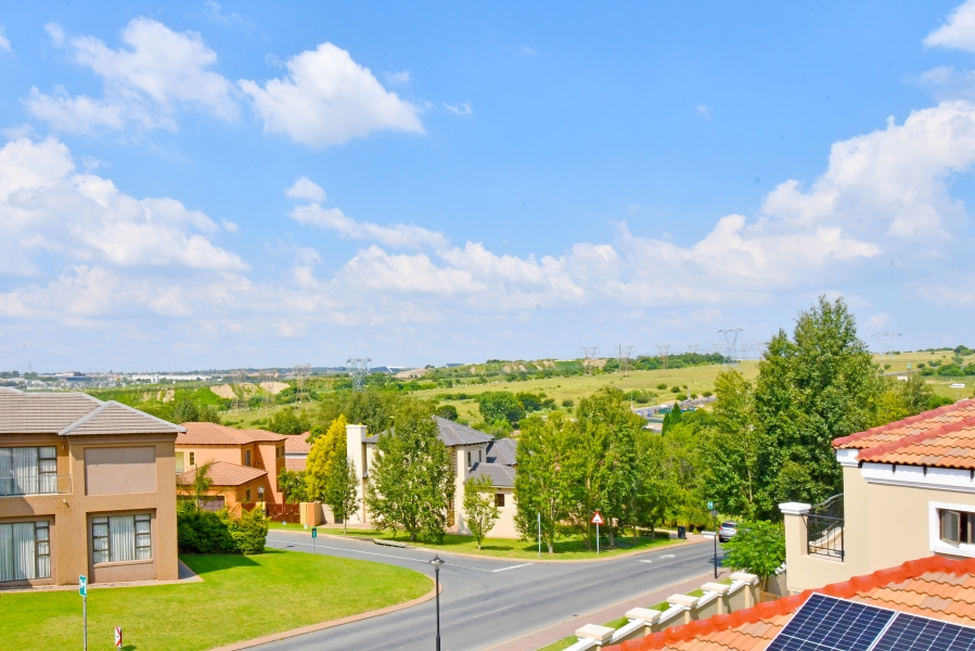 8 Bedroom Property for Sale in Blue Valley Golf Estate Gauteng