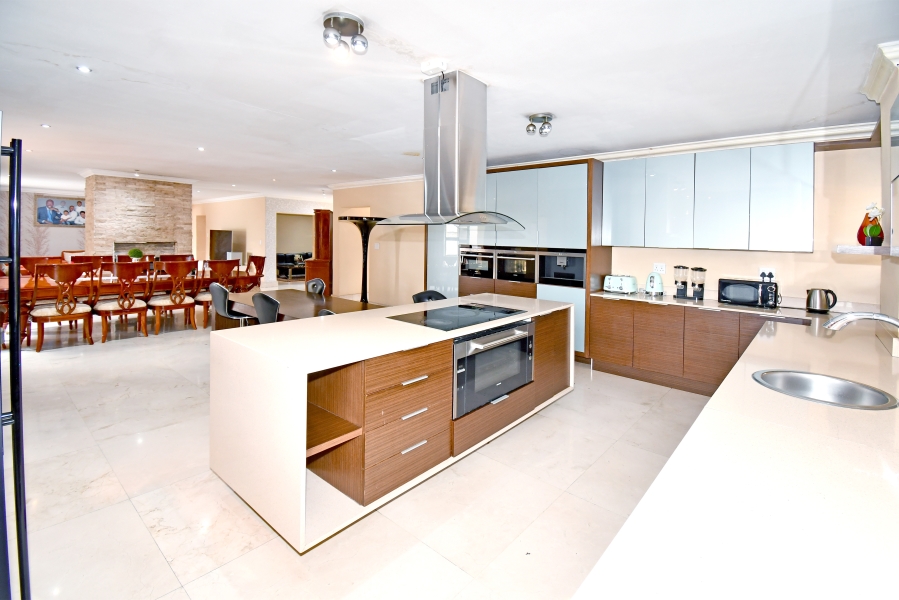 8 Bedroom Property for Sale in Blue Valley Golf Estate Gauteng