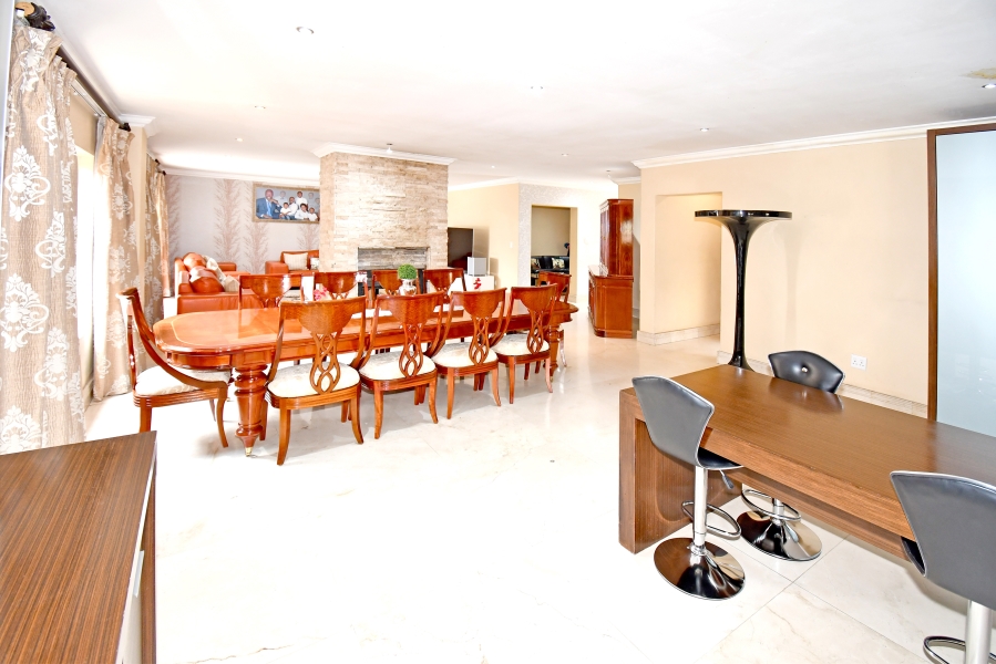 8 Bedroom Property for Sale in Blue Valley Golf Estate Gauteng