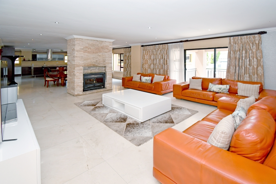 8 Bedroom Property for Sale in Blue Valley Golf Estate Gauteng
