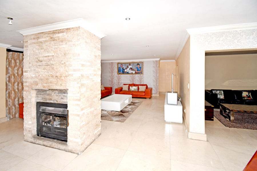 8 Bedroom Property for Sale in Blue Valley Golf Estate Gauteng