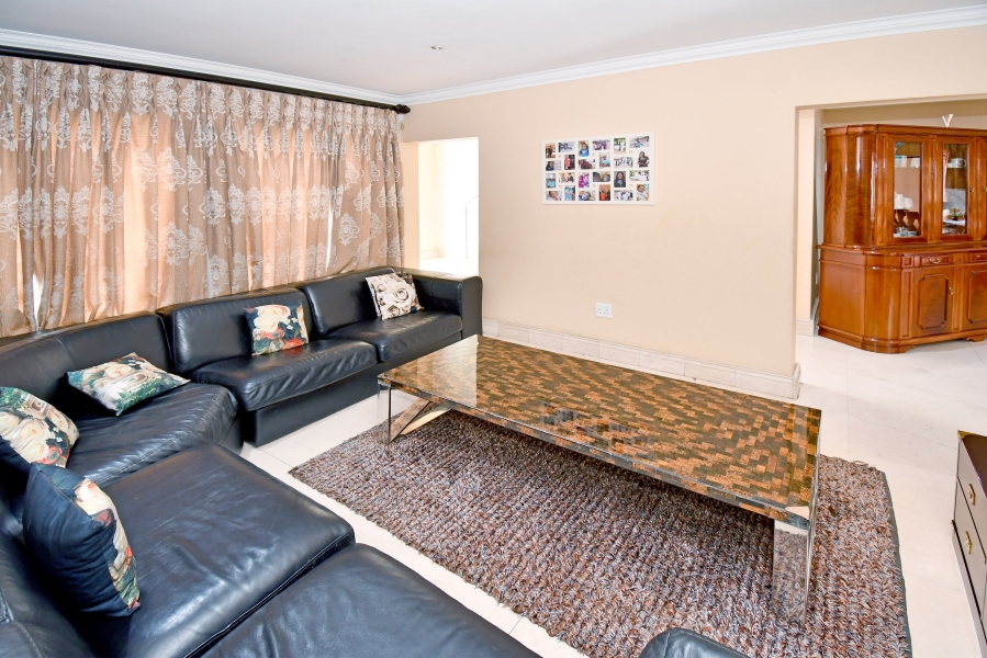 8 Bedroom Property for Sale in Blue Valley Golf Estate Gauteng