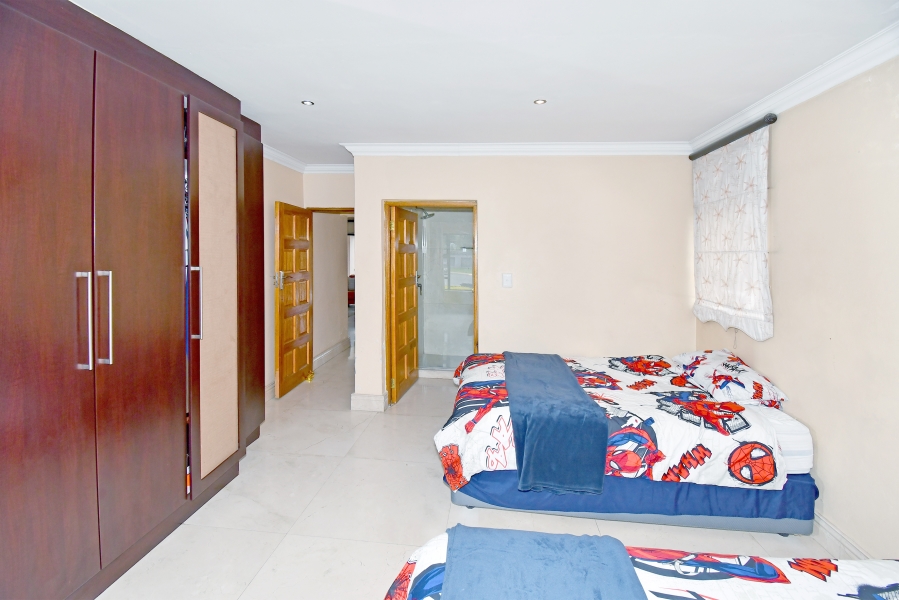 8 Bedroom Property for Sale in Blue Valley Golf Estate Gauteng