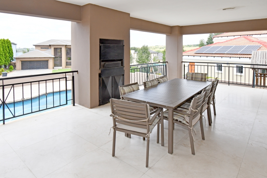 8 Bedroom Property for Sale in Blue Valley Golf Estate Gauteng