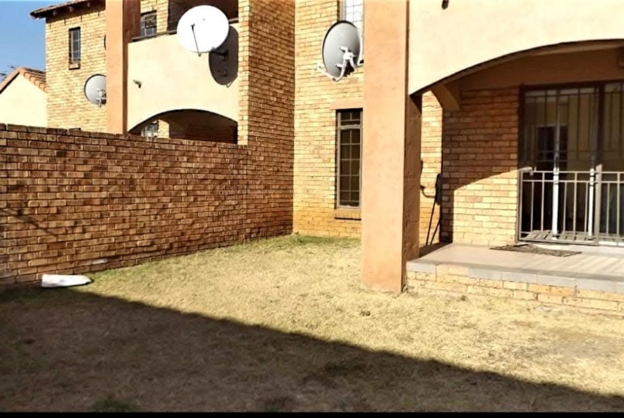 To Let 2 Bedroom Property for Rent in Sagewood Gauteng
