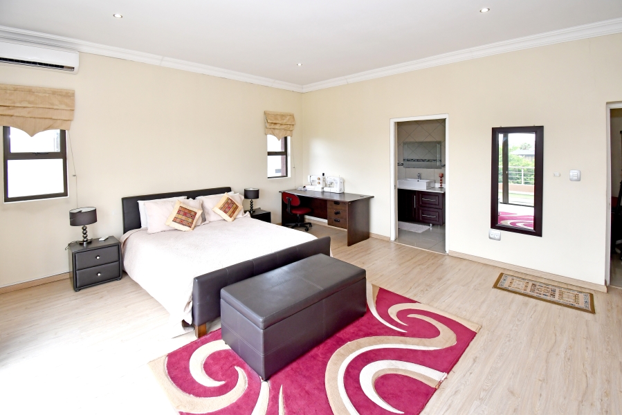 5 Bedroom Property for Sale in Blue Valley Golf Estate Gauteng