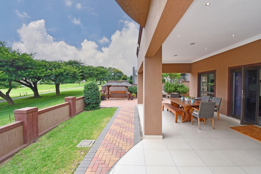 5 Bedroom Property for Sale in Blue Valley Golf Estate Gauteng