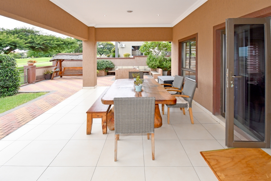 5 Bedroom Property for Sale in Blue Valley Golf Estate Gauteng
