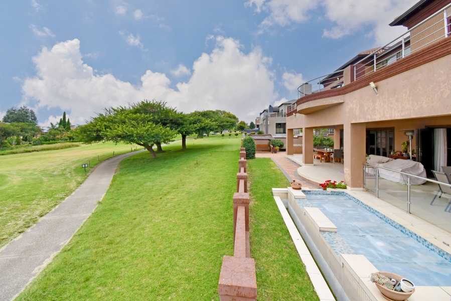 5 Bedroom Property for Sale in Blue Valley Golf Estate Gauteng