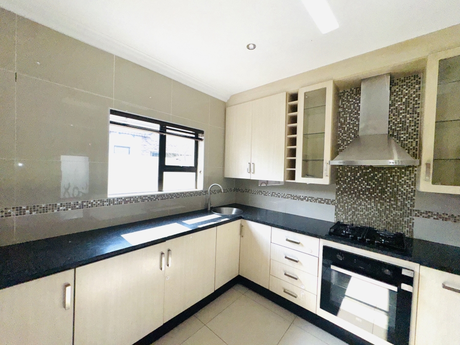 3 Bedroom Property for Sale in Rua Vista Gauteng
