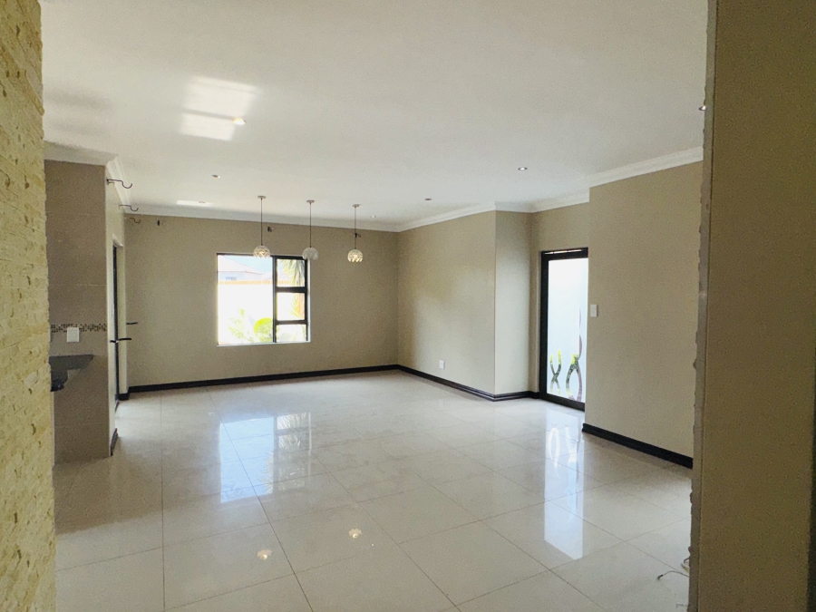 3 Bedroom Property for Sale in Rua Vista Gauteng
