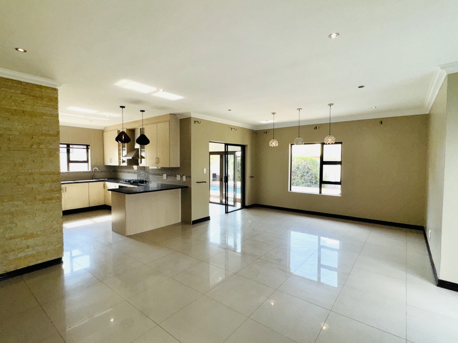 3 Bedroom Property for Sale in Rua Vista Gauteng