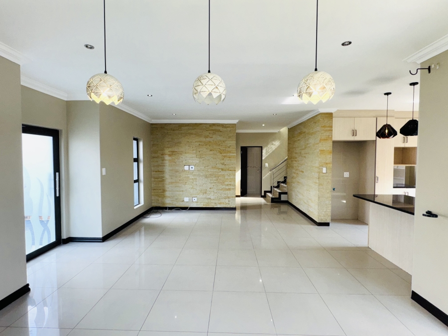 3 Bedroom Property for Sale in Rua Vista Gauteng