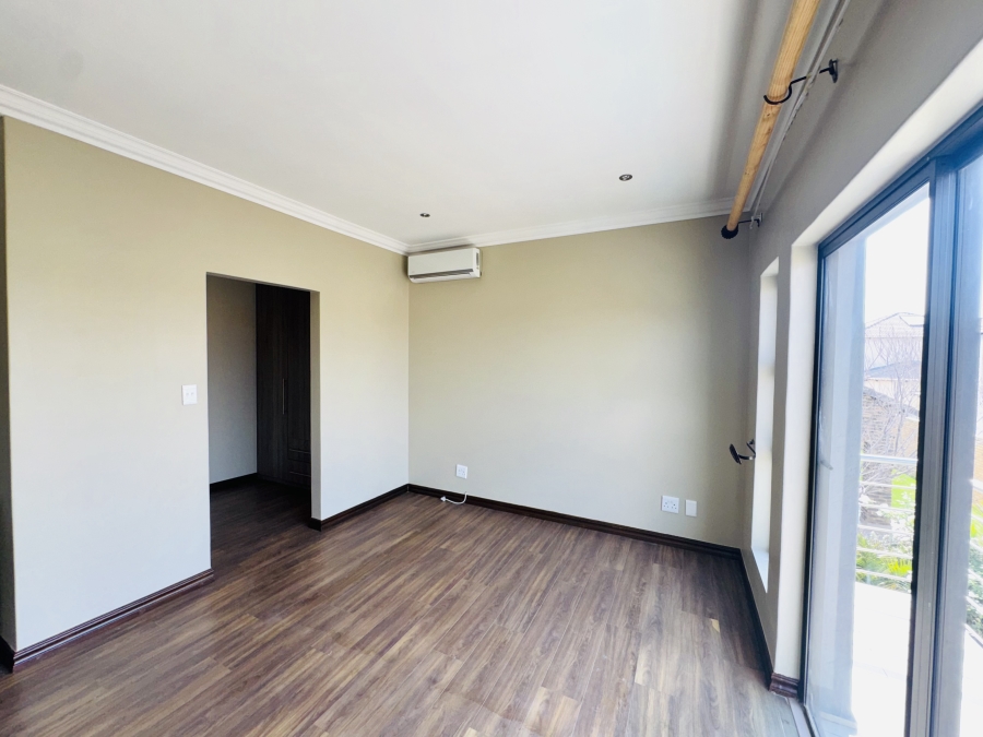 3 Bedroom Property for Sale in Rua Vista Gauteng