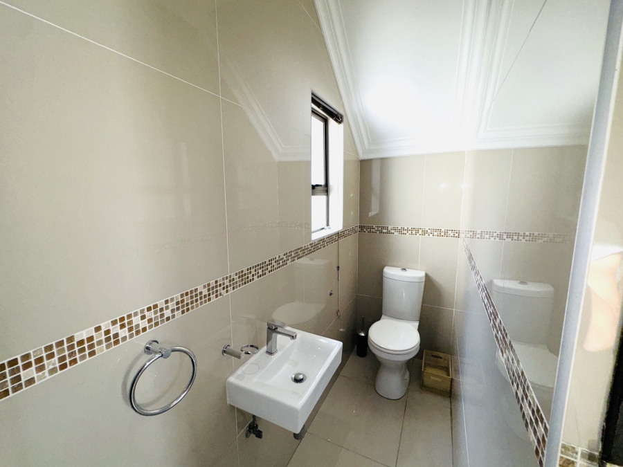 3 Bedroom Property for Sale in Rua Vista Gauteng