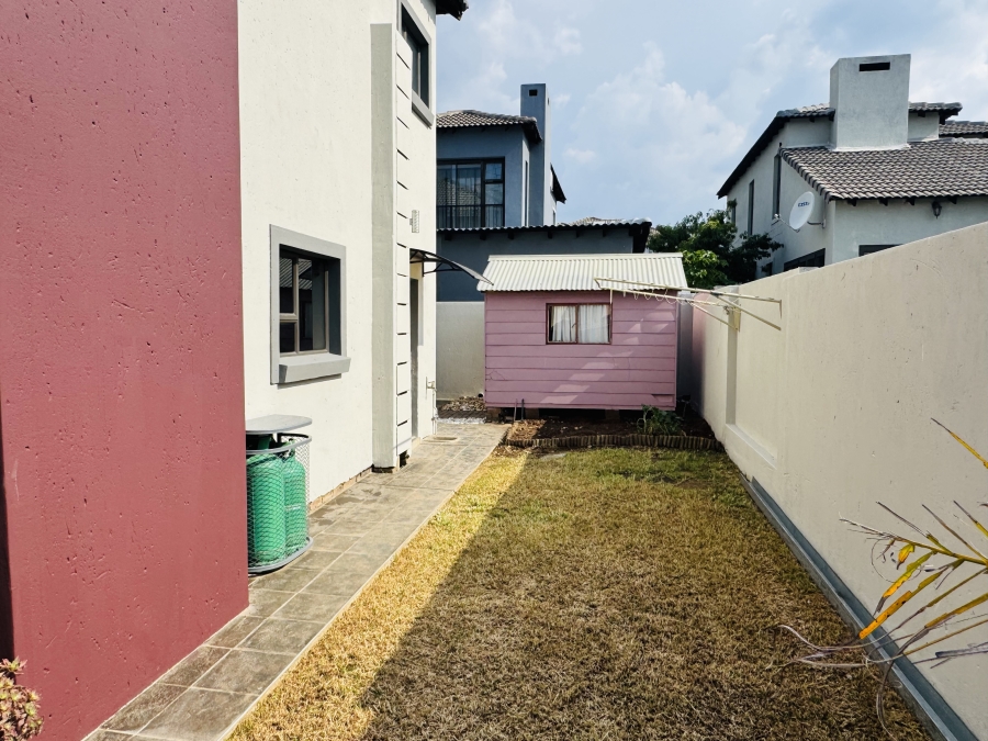 3 Bedroom Property for Sale in Rua Vista Gauteng