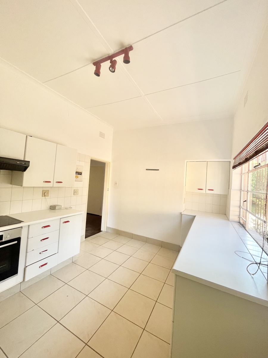 4 Bedroom Property for Sale in Emmarentia Gauteng