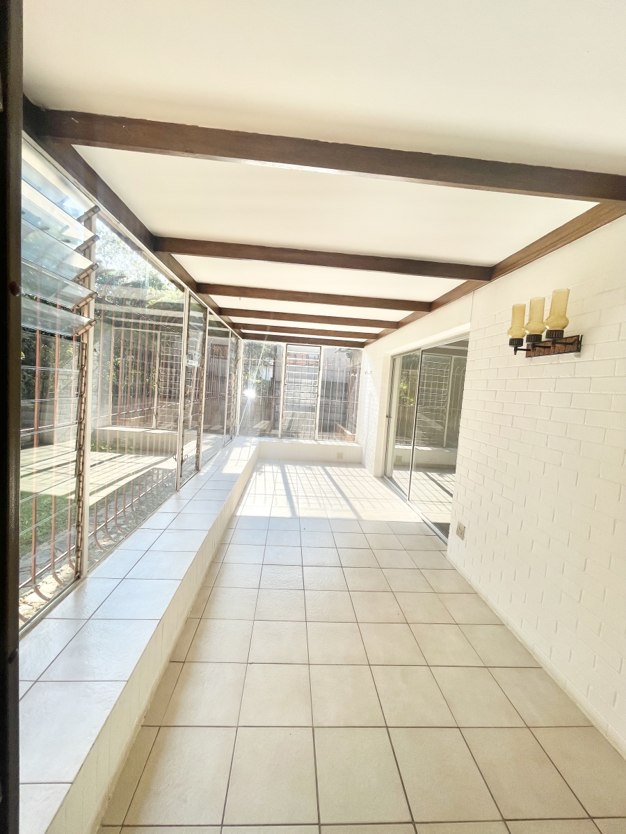4 Bedroom Property for Sale in Emmarentia Gauteng