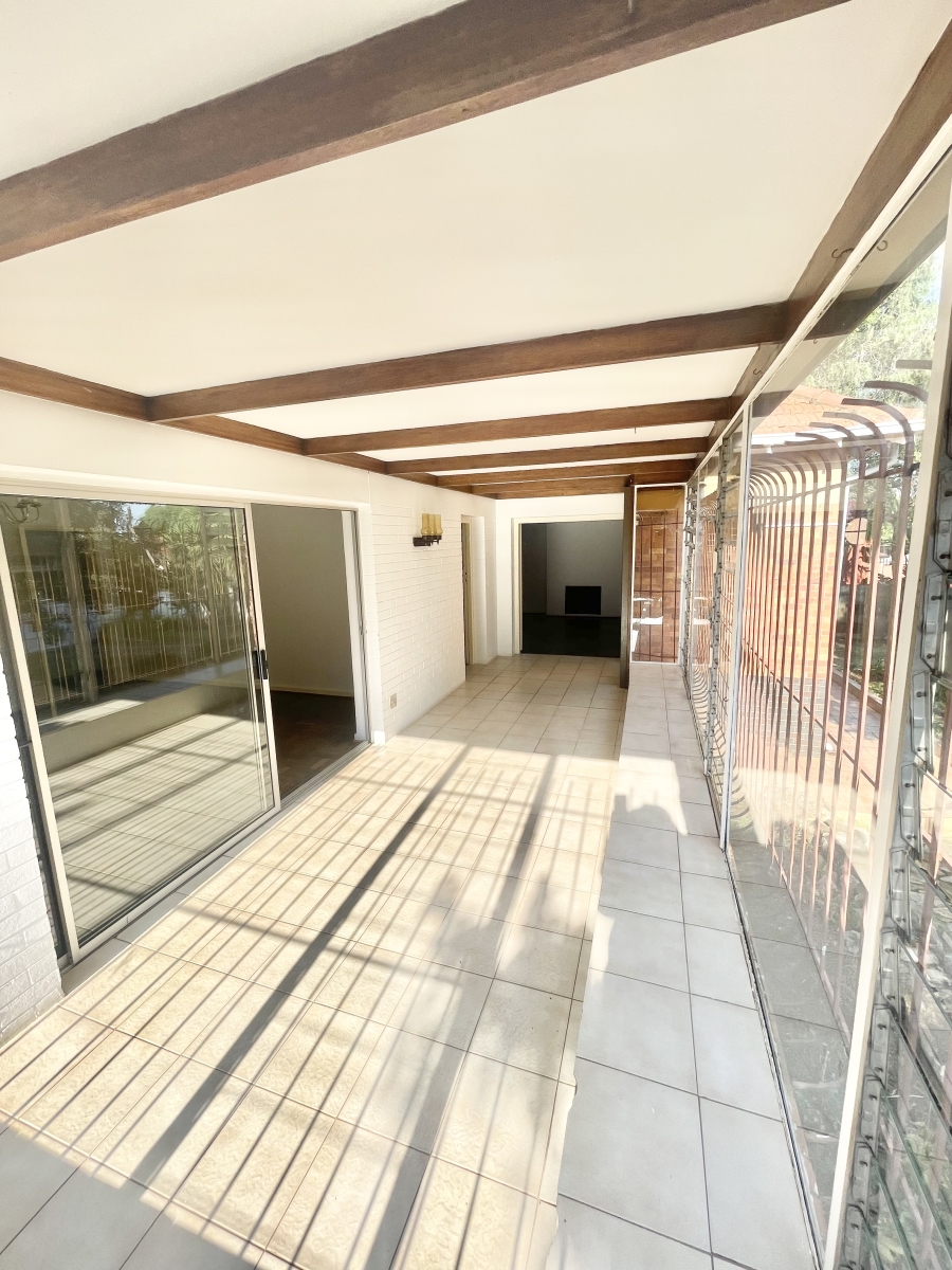 4 Bedroom Property for Sale in Emmarentia Gauteng