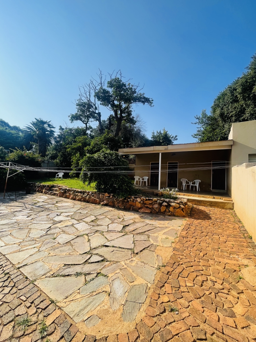 4 Bedroom Property for Sale in Emmarentia Gauteng