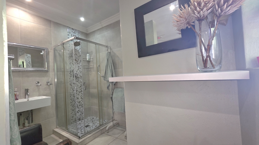 3 Bedroom Property for Sale in Eldo Lakes Estate Gauteng