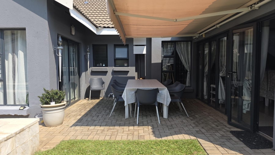 3 Bedroom Property for Sale in Eldo Lakes Estate Gauteng