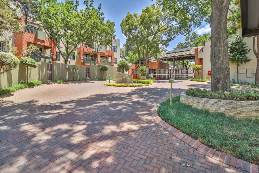 1 Bedroom Property for Sale in Bryanston Gauteng