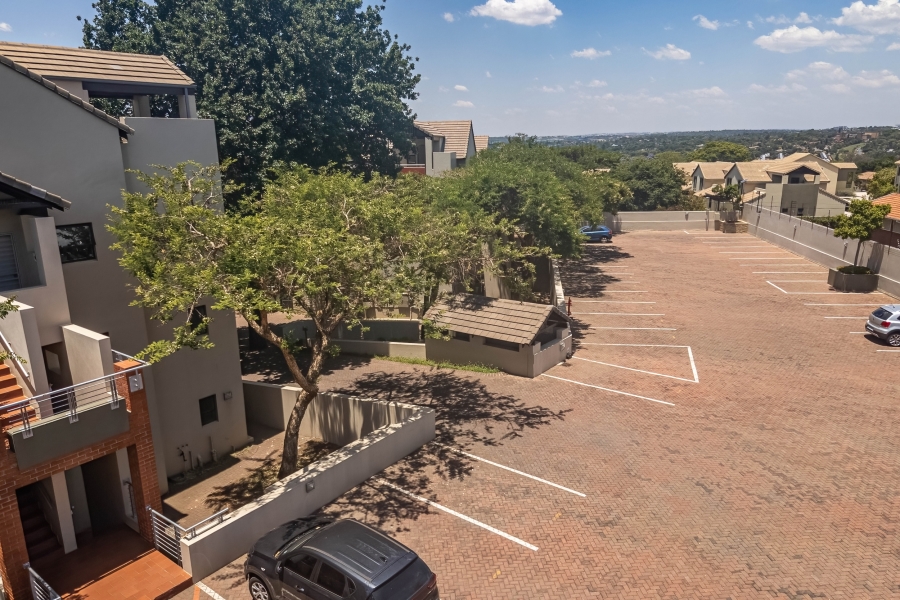 1 Bedroom Property for Sale in Bryanston Gauteng