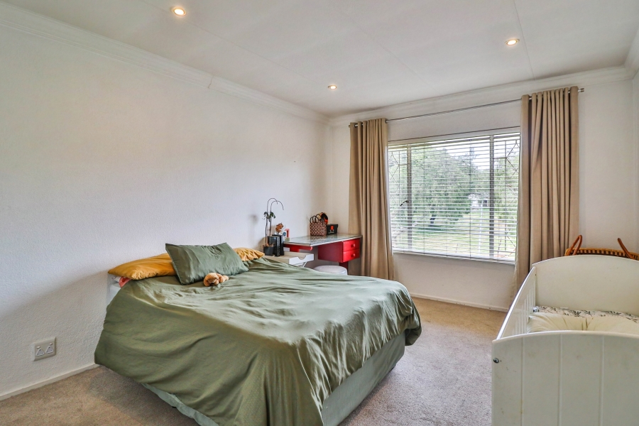 2 Bedroom Property for Sale in Robindale Gauteng