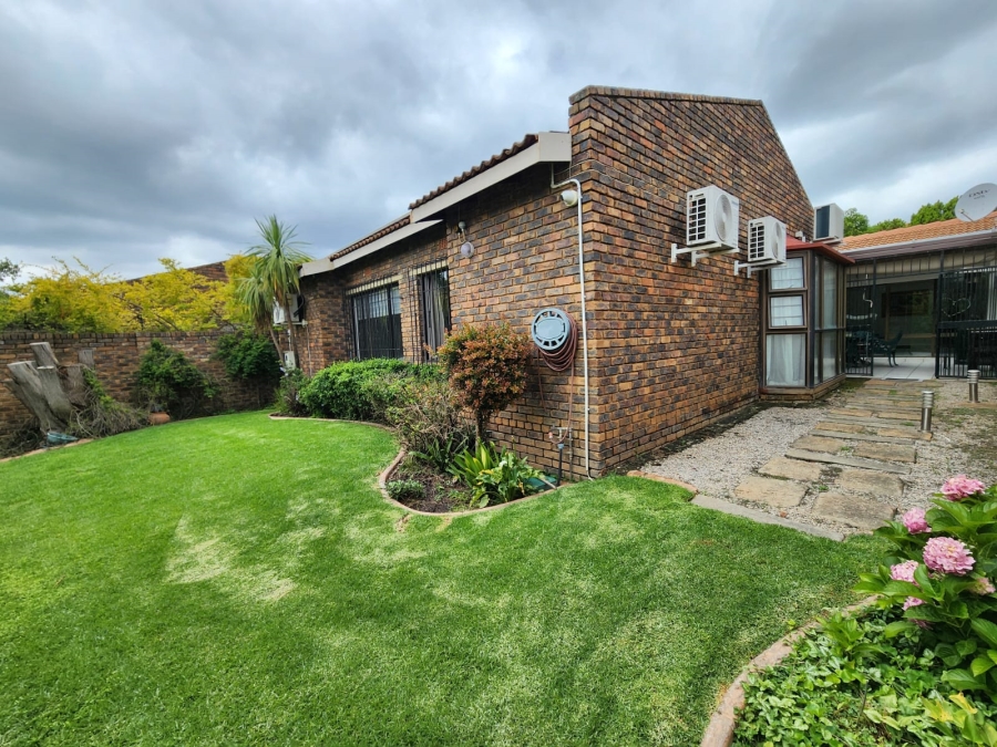 3 Bedroom Property for Sale in Fourways Gauteng