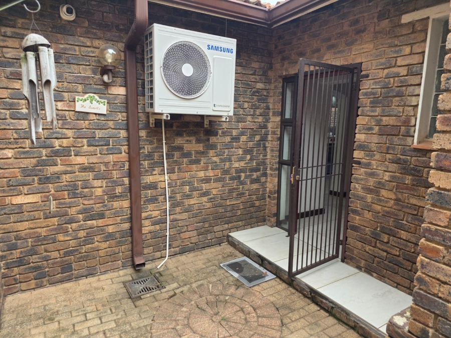3 Bedroom Property for Sale in Fourways Gauteng