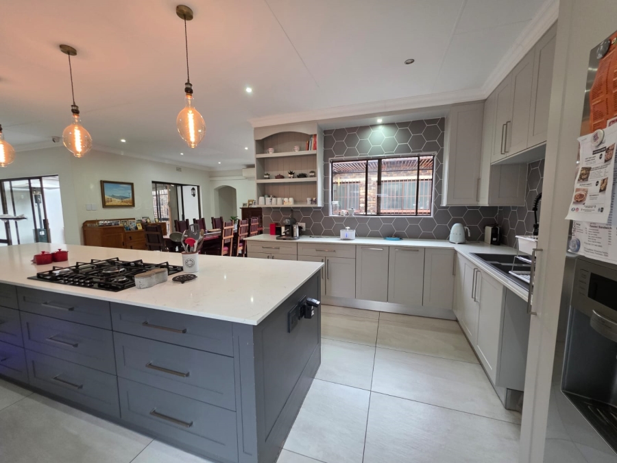 3 Bedroom Property for Sale in Fourways Gauteng