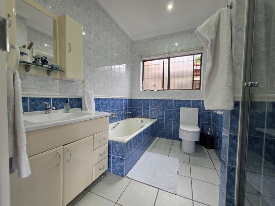 3 Bedroom Property for Sale in Fourways Gauteng