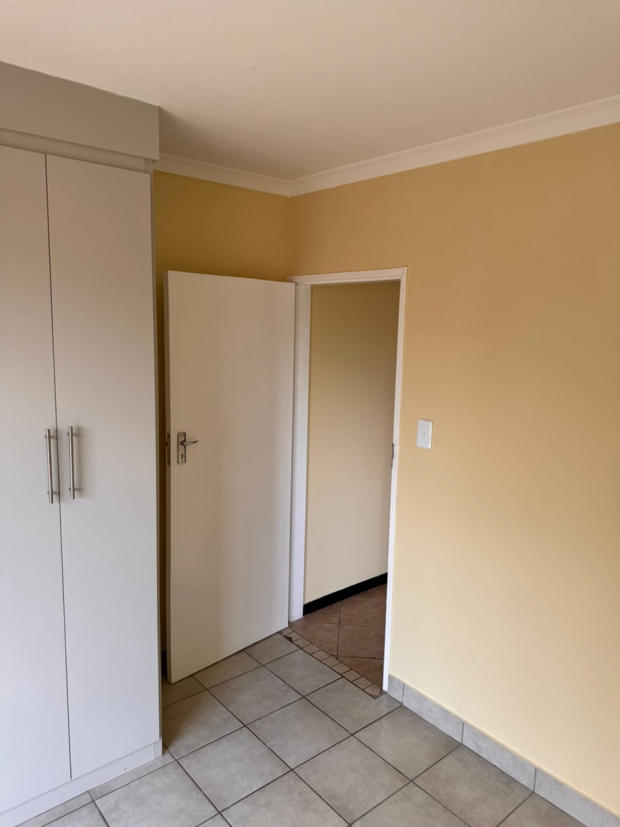 2 Bedroom Property for Sale in Mooikloof Ridge Gauteng