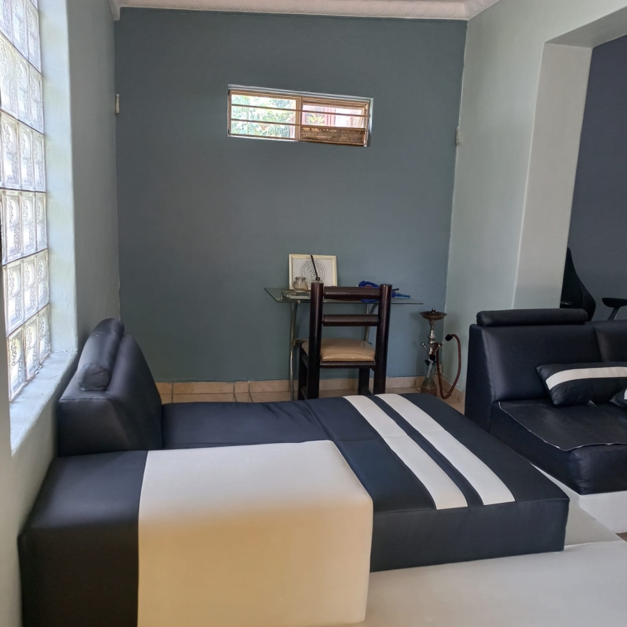4 Bedroom Property for Sale in Sydenham Gauteng