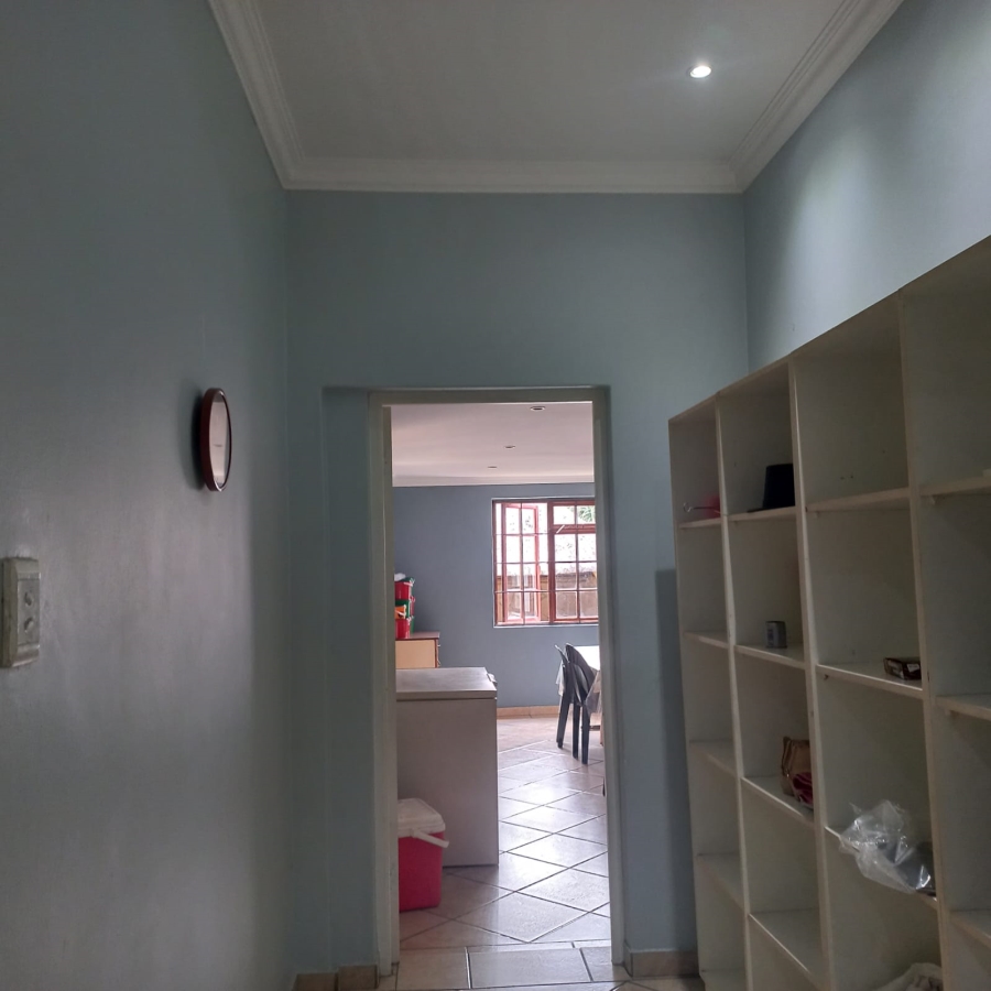 4 Bedroom Property for Sale in Sydenham Gauteng