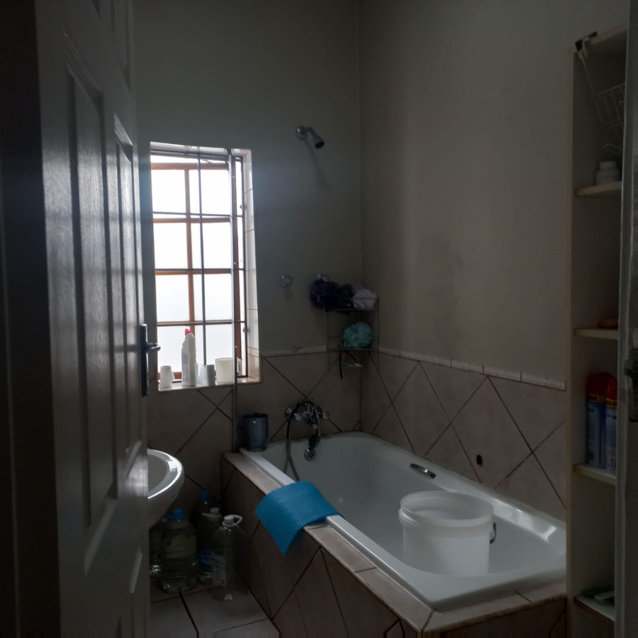 4 Bedroom Property for Sale in Sydenham Gauteng