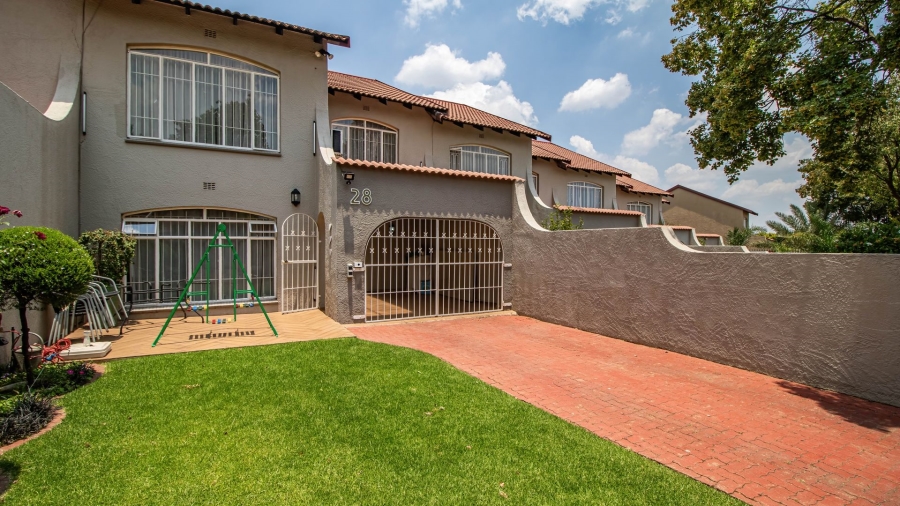 3 Bedroom Property for Sale in Eden Glen Gauteng