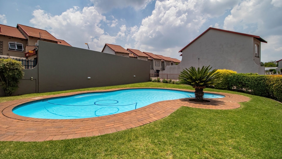 3 Bedroom Property for Sale in Eden Glen Gauteng