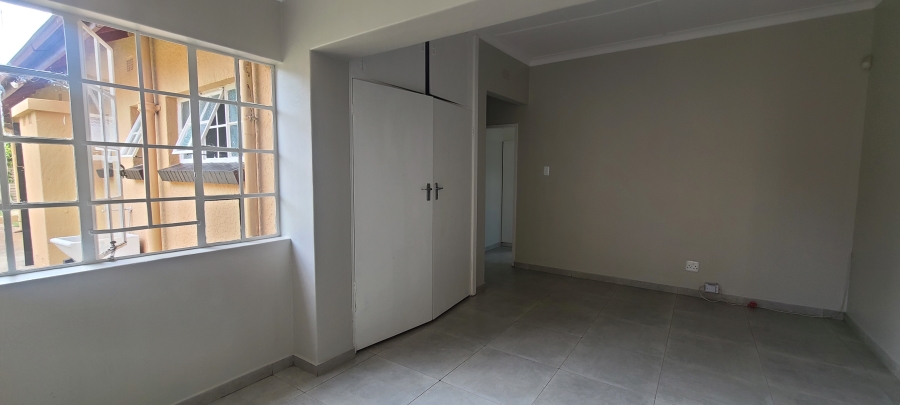 To Let 6 Bedroom Property for Rent in Edendale Gauteng