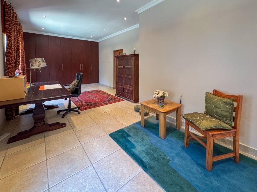 4 Bedroom Property for Sale in Blue Saddle Ranches Gauteng