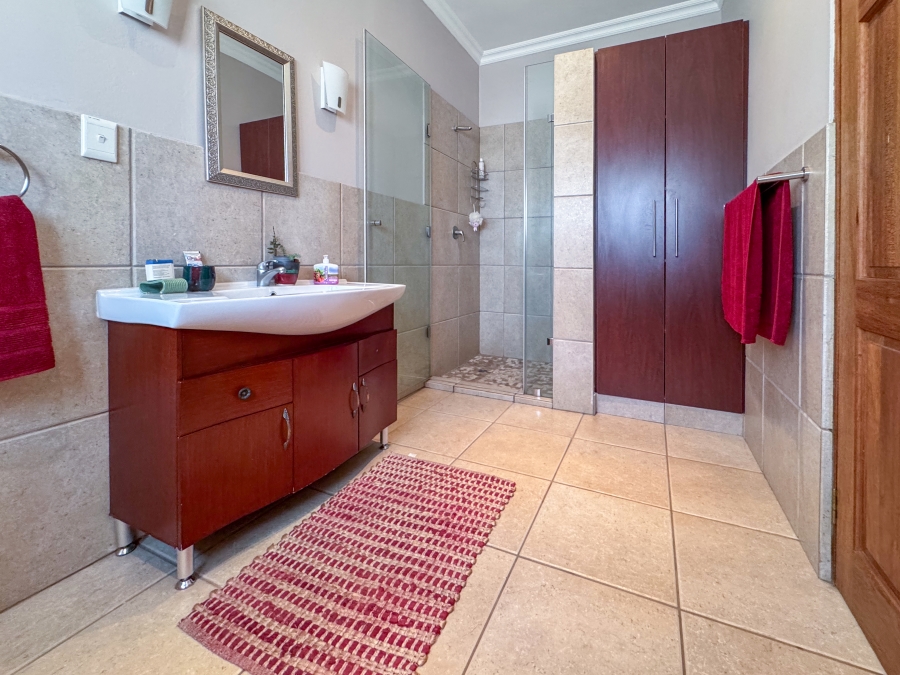 4 Bedroom Property for Sale in Blue Saddle Ranches Gauteng