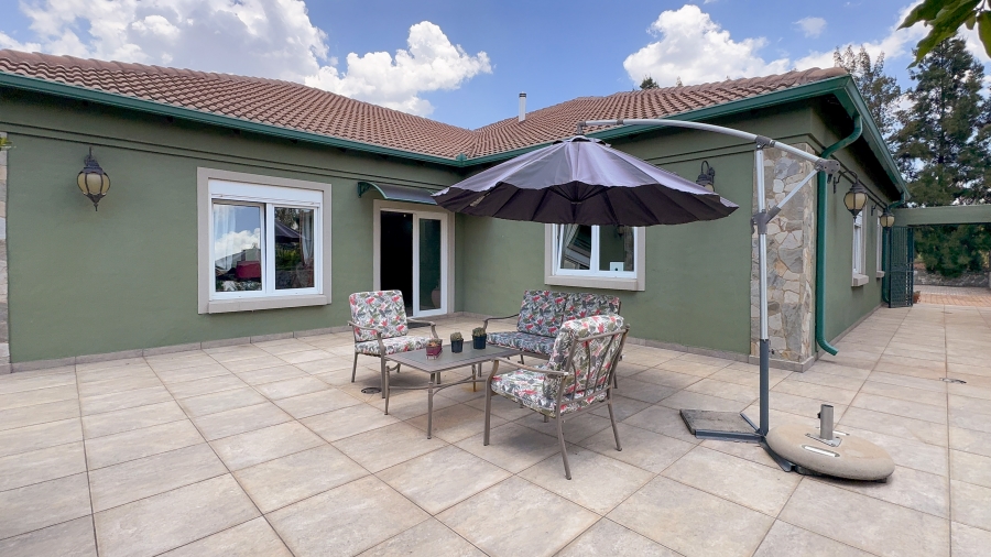 4 Bedroom Property for Sale in Blue Saddle Ranches Gauteng